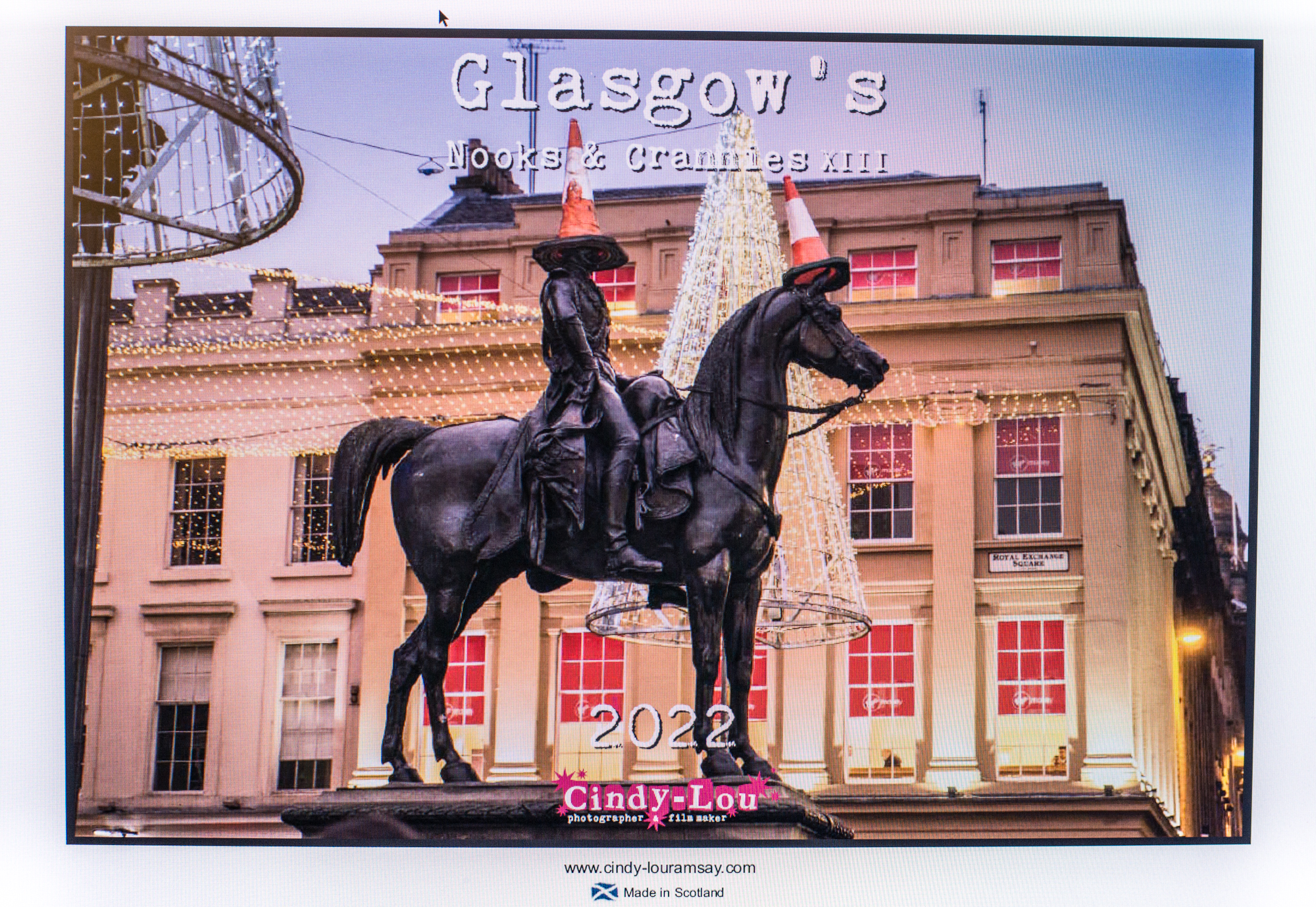 They are on their way.... 2022 calendars!